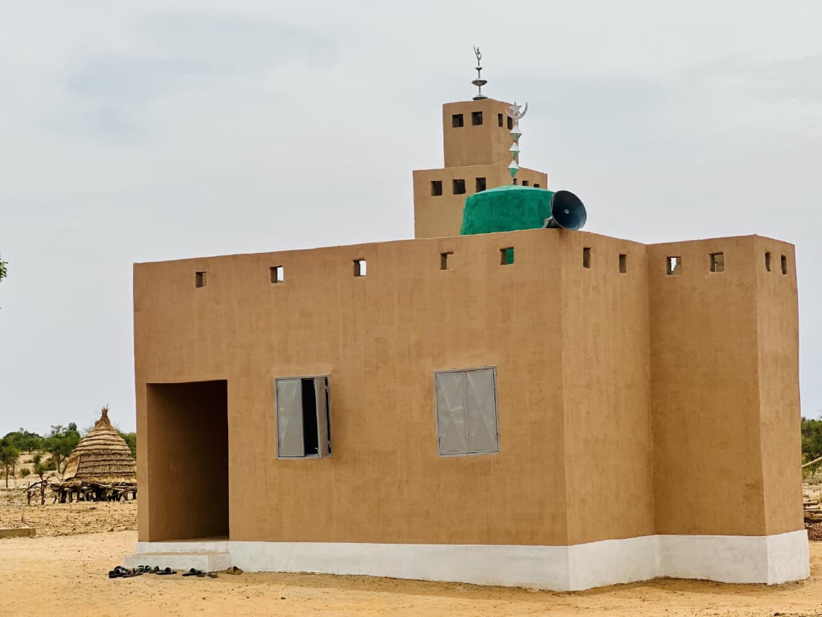 بناء مسجد في أفريقيا
